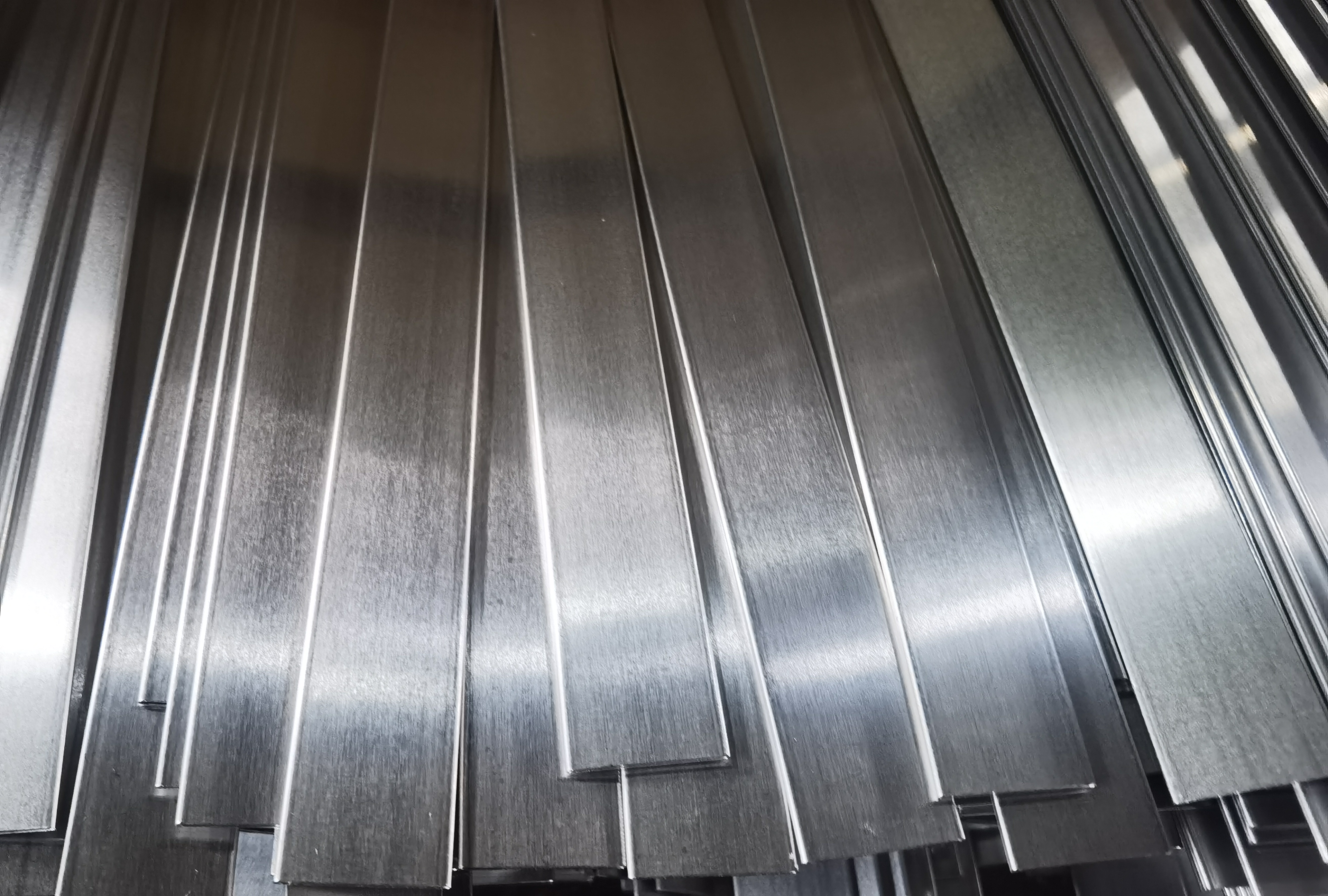 Why are 3003 aluminum tubes indispensable for new energy vehicle components？